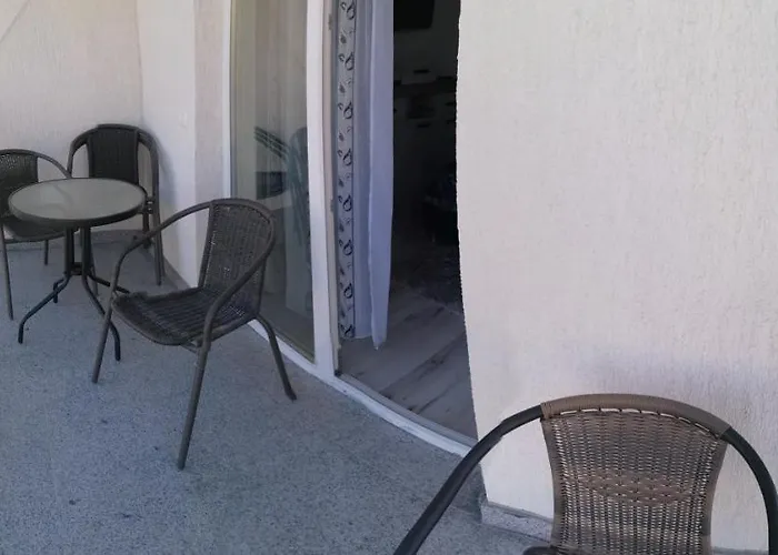 Flamingo Apartment *